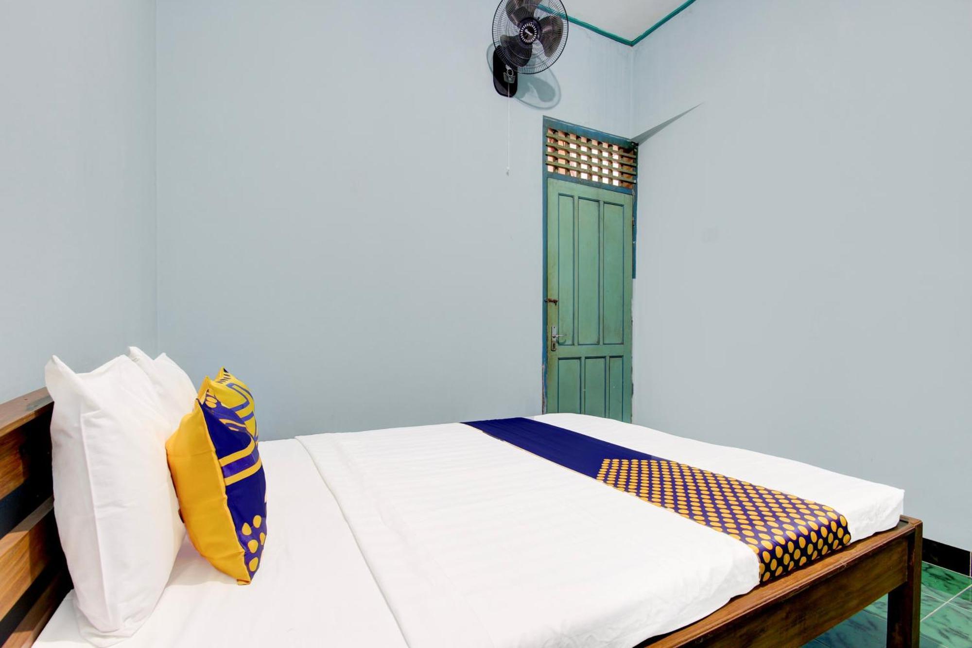 Spot On 94085 Hotel Agung Purwokerto Buitenkant foto
