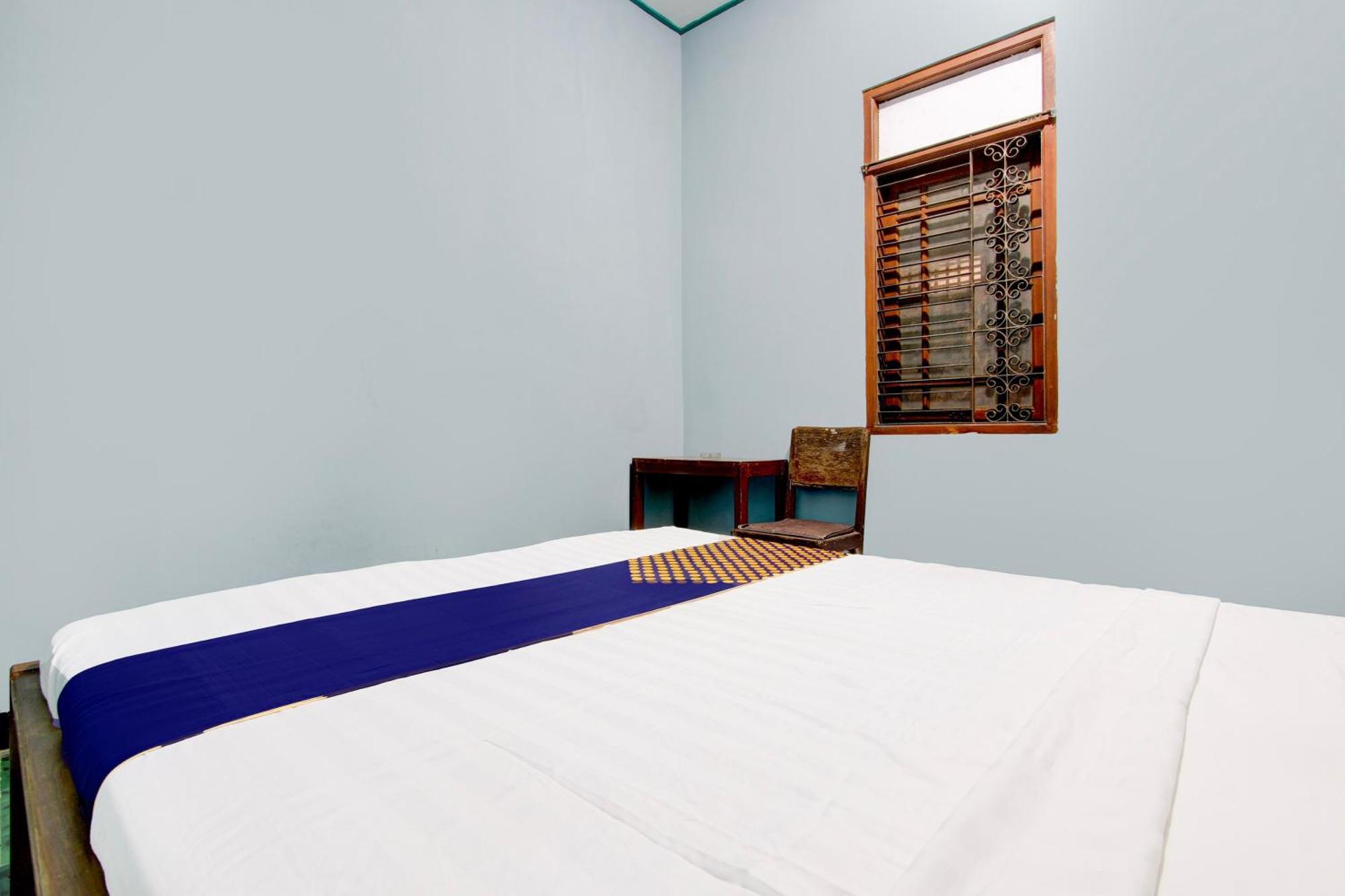 Spot On 94085 Hotel Agung Purwokerto Buitenkant foto